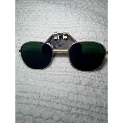 Vintage Clip-On Aviator Sunglasses Green Tinted Lenses Metal Frame Retro Rare - Thumbnail 6