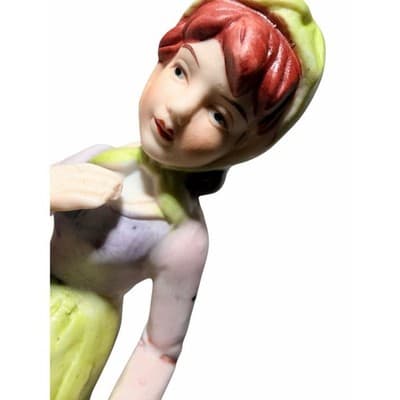 Vintage Figurine Ceramic Porcelain Girl in Green w Goose Sitting on Tree Stump - Thumbnail 7