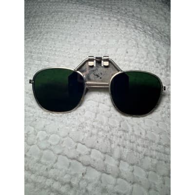 Vintage Clip-On Aviator Sunglasses Green Tinted Lenses Metal Frame Retro Rare - Thumbnail 2