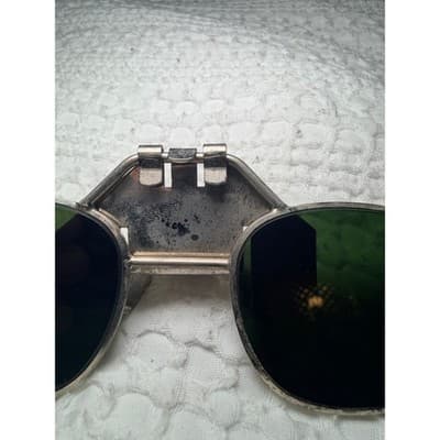 Vintage Clip-On Aviator Sunglasses Green Tinted Lenses Metal Frame Retro Rare - Thumbnail 7