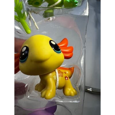 Littlest Pet Shop Trio Series 1 Wild Vibes 35 36 67 Iguana Axolotl Rhino Set 3 - Thumbnail 10