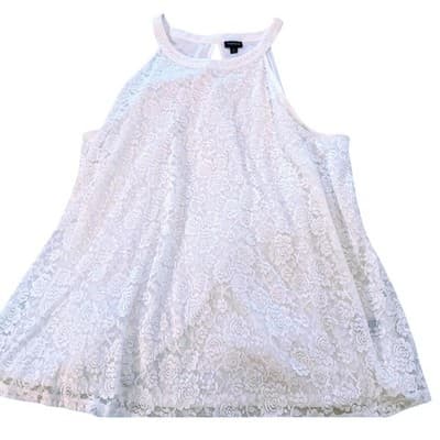 Torrid Women’s White Lace Halter Top Sleeveless Summer Blouse Size 4 - Thumbnail 2