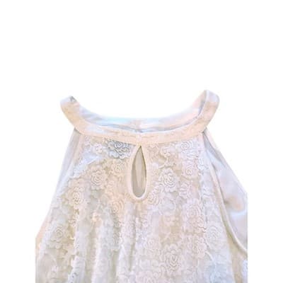 Torrid Women’s White Lace Halter Top Sleeveless Summer Blouse Size 4 - Thumbnail 3