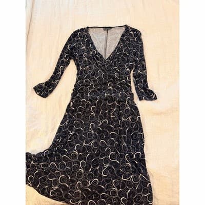 Kay’s Studio Tie Back Wrap Dress Black White Scroll Print Long Sleeve Size Small - Thumbnail 4