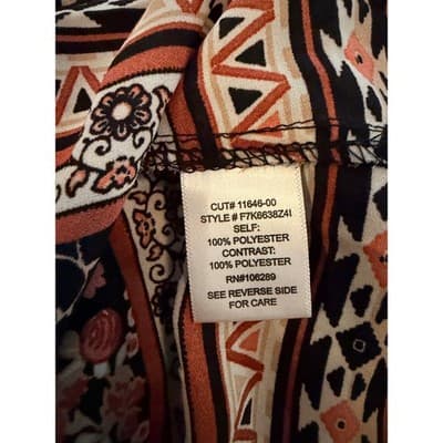 Society Girl Women’s Floral Boho Long Sleeve Tribal Border Top Size Medium - Thumbnail 6