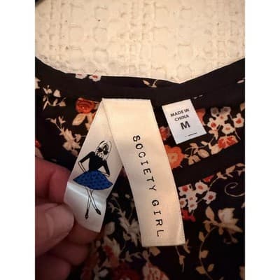Society Girl Women’s Floral Boho Long Sleeve Tribal Border Top Size Medium - Thumbnail 7