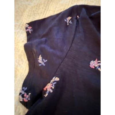Francesca's Mi Ami Babydoll Peplum Floral Embroidered Crop Top Navy Blue Large - Thumbnail 5