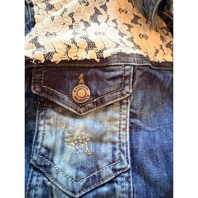 Venus Cropped Denim Jeans Jacket Lace Detail Button Up Blue Wash Size 10 EUC - Thumbnail 7