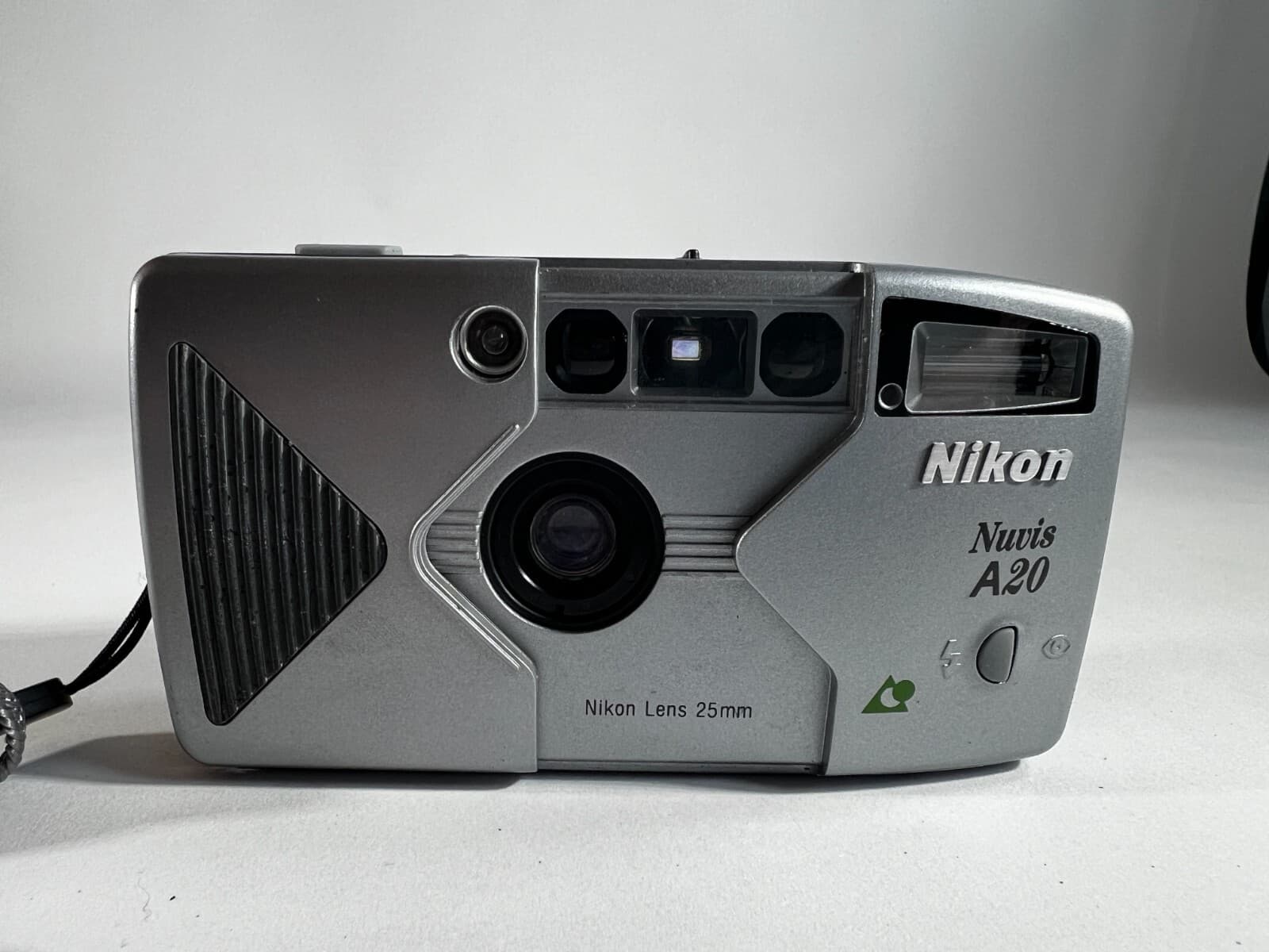 Nikon Nuvis A20 APS Point & Shoot Film Camera with Case New Oldsmobile - Thumbnail 12