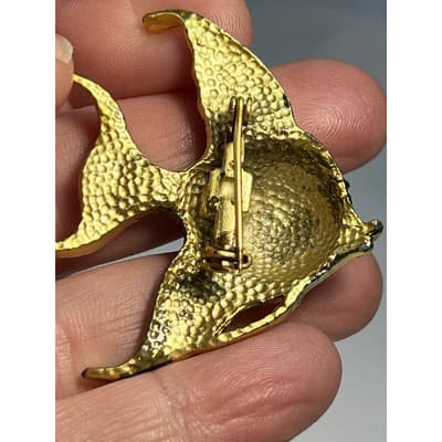 Vintage Jewelry Gold Tone Angelfish Brooch Pin 2.5" - Thumbnail 7