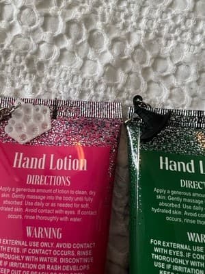 NEW Set 2 Wicked The Movie Hand Lotion Glinda Elphaba Charms Beauty Collection - Thumbnail 7