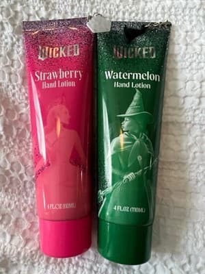 NEW Set 2 Wicked The Movie Hand Lotion Glinda Elphaba Charms Beauty Collection - Thumbnail 10