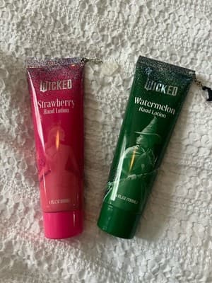 NEW Set 2 Wicked The Movie Hand Lotion Glinda Elphaba Charms Beauty Collection - Thumbnail 4