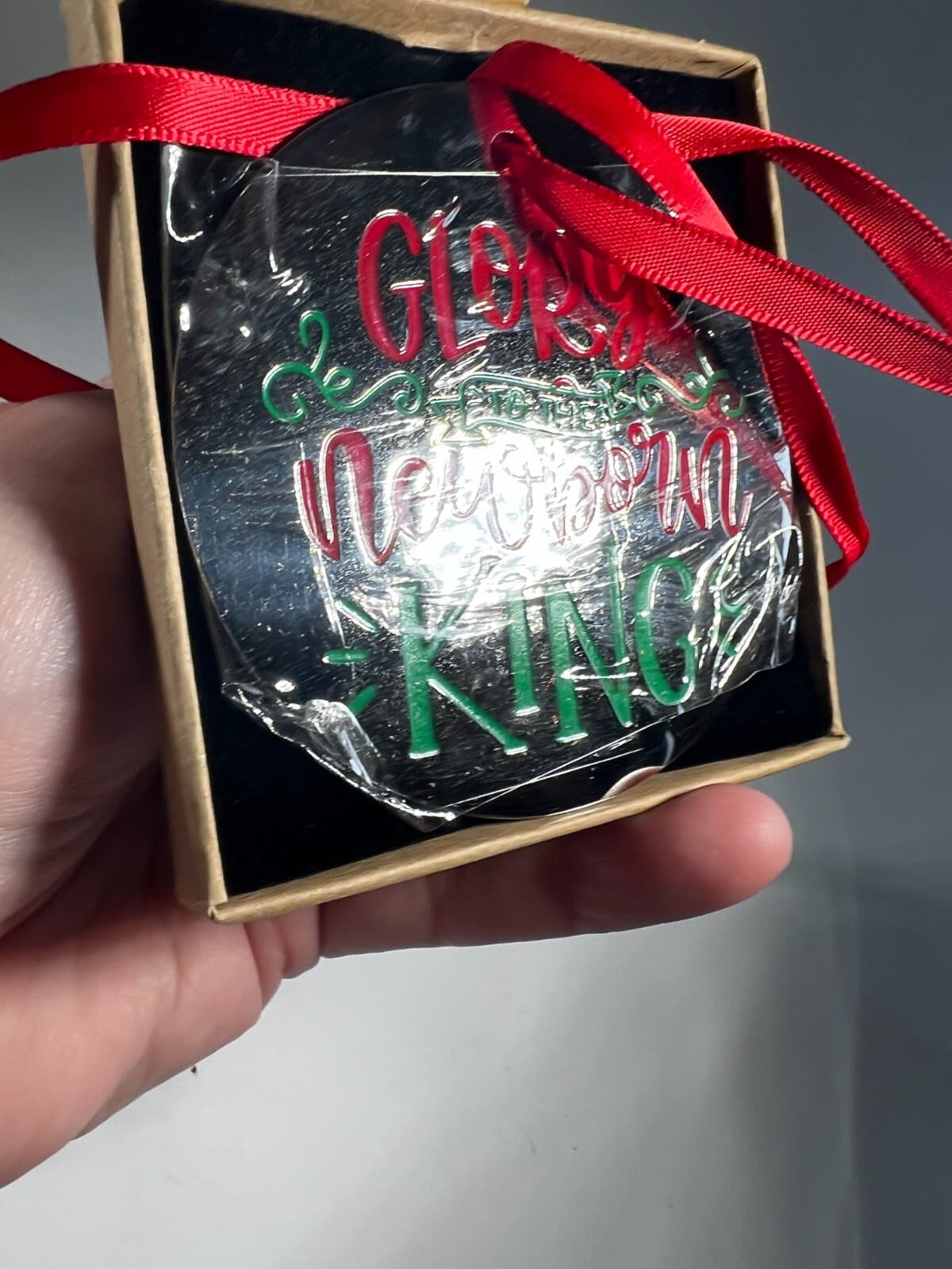 NEW Joycuff Glory To The New Born King Christmas Ornament Gift Box - Thumbnail 2