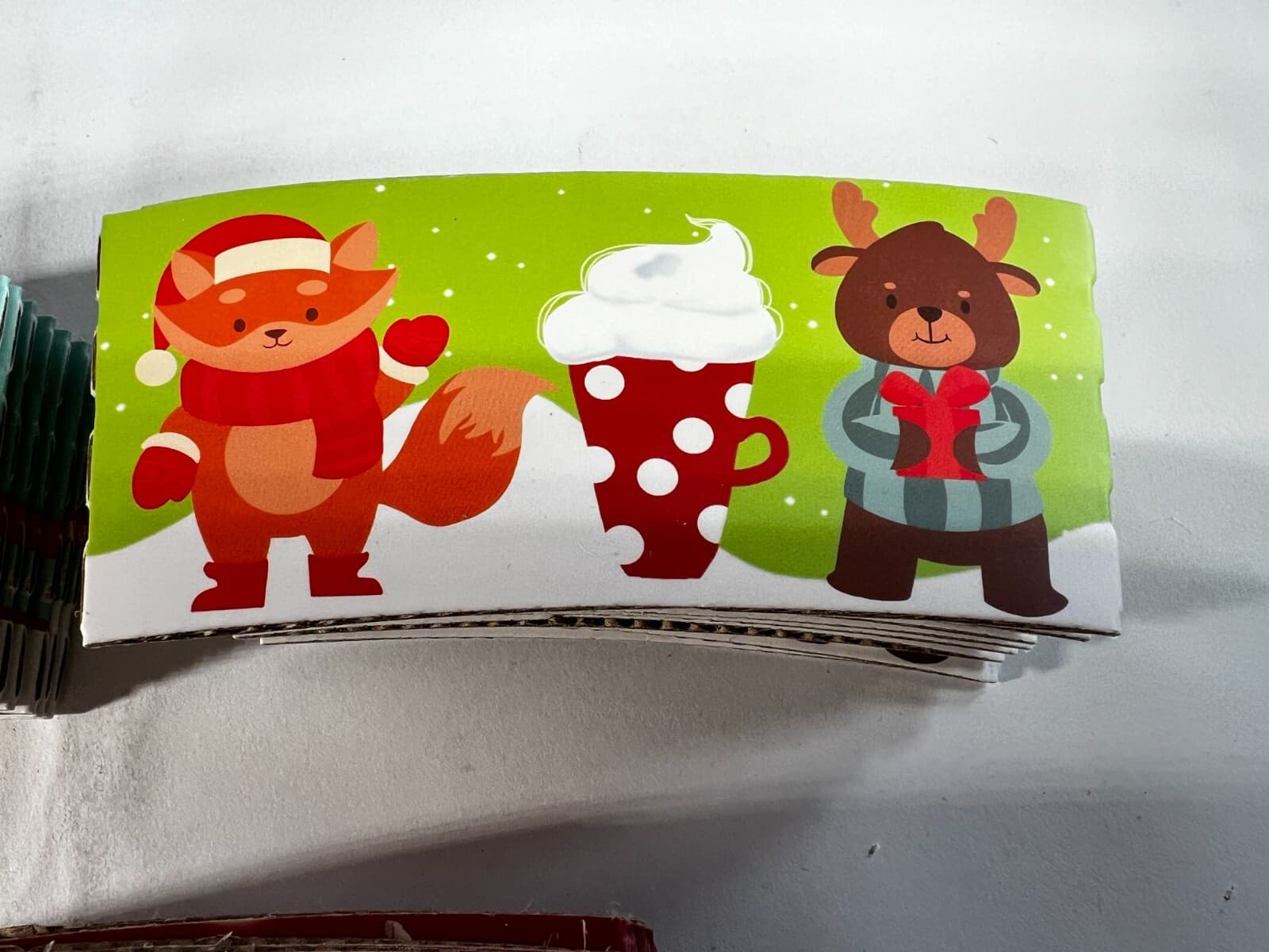 Holiday Christmas Party Coffee Cup Sleeves 60 Count Santa Reindeer Snowman NEW - Thumbnail 7