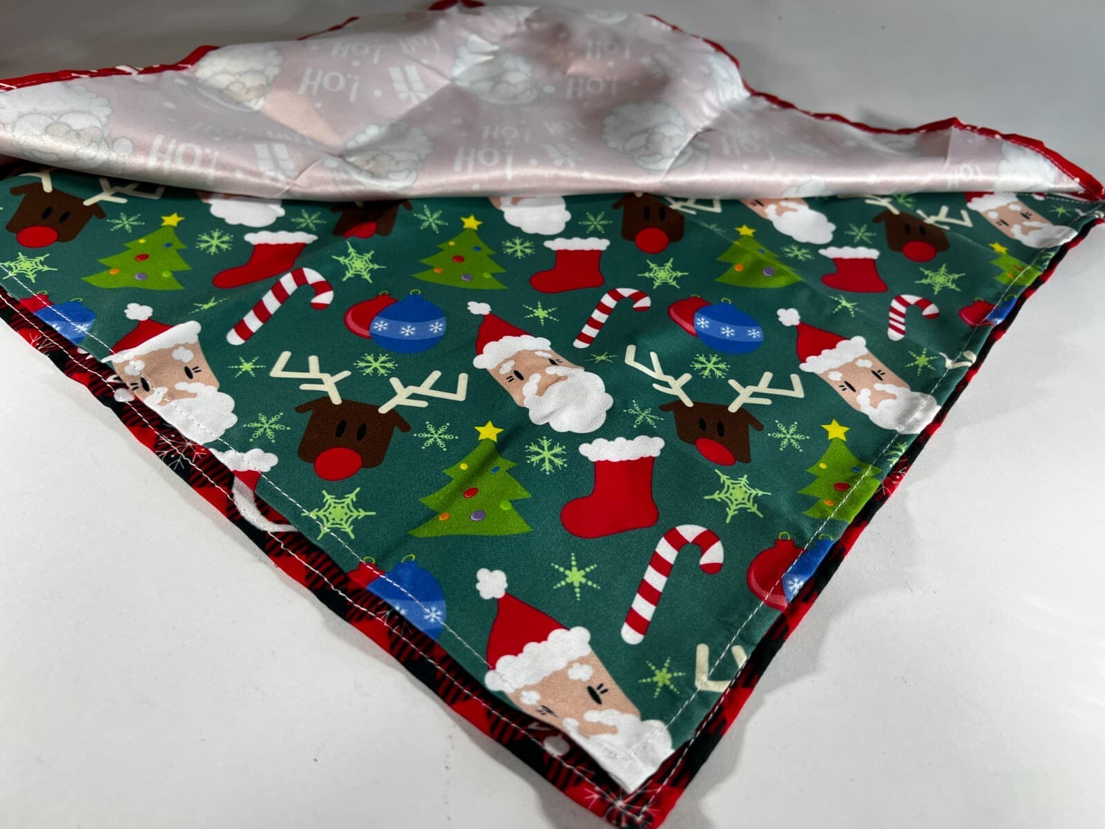Christmas Holiday Pet Dog Bandana Scarf Set of 3 Plus Rope Toy Red Green NEW - Thumbnail 3