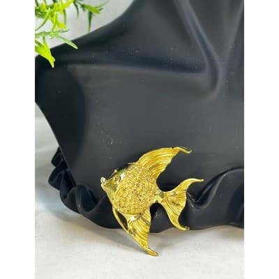 Vintage Jewelry Gold Tone Angelfish Brooch Pin 2.5" - Thumbnail 2