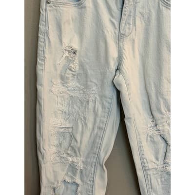 Pilcro Distressed Boyfriend Jeans Women’s Size 27 Light Wash Slim EUC - Thumbnail 4