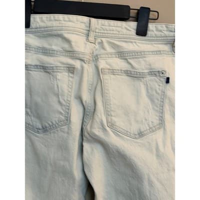 Pilcro Distressed Boyfriend Jeans Women’s Size 27 Light Wash Slim EUC - Thumbnail 13