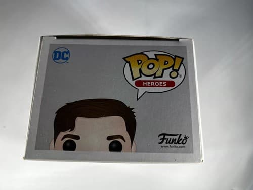 Funko Pop! DC Heroes Wonder Woman #173 Steve Trevor Vinyl Figure Toy In Box - Thumbnail 5