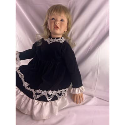 Bruno Rossellini Doll Chloe Life Size Toddler 27" Limited Porcelain 1997 Signed - Thumbnail 3