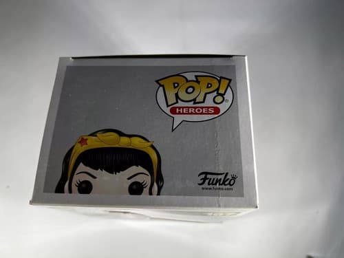 Funko Pop Heroes DC Comics Bombshells 167 Wonder Woman In Box - Thumbnail 5