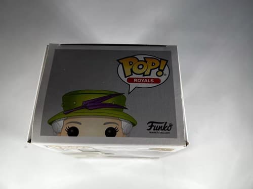 Funko Pop! Royals Queen Elizabeth II Green Dress #01 Royal Wedding In Box - Thumbnail 5