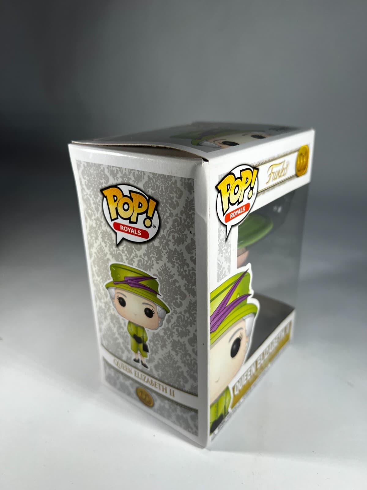 Funko Pop! Royals Queen Elizabeth II Green Dress #01 Royal Wedding In Box - Thumbnail 9