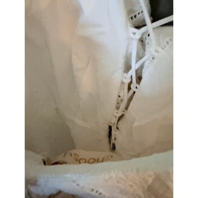 Choosy White Eyelet Lace Romper Ruffle V Neck Tie Front Women’s XS NWT - Thumbnail 14