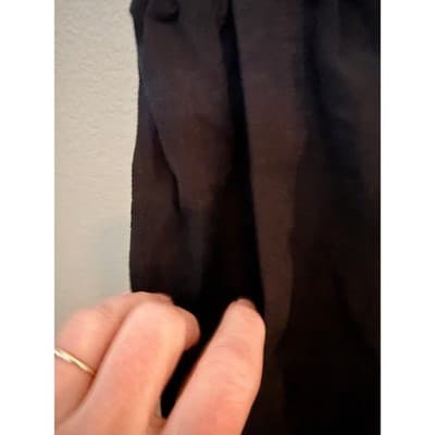 Women’s Black Running Shorts Elastic Waist Pockets Lightweight Medium EUC - Thumbnail 3