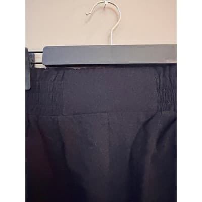 Women’s Black Running Shorts Elastic Waist Pockets Lightweight Medium EUC - Thumbnail 5