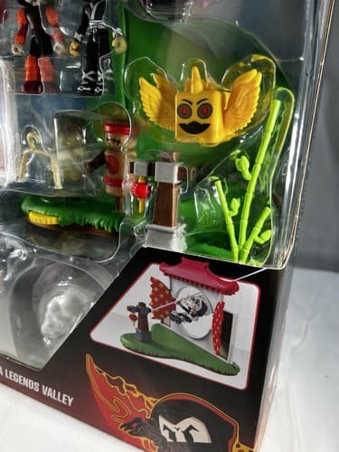 DevSeries Ninja Legends Valley Action Figure Playset New Exclusive Virtual Code - Thumbnail 4