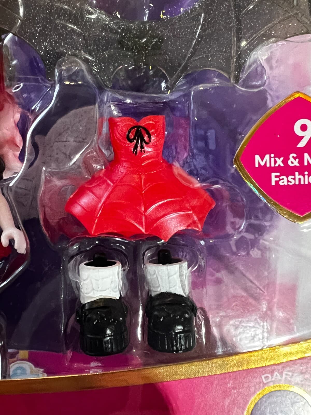 Royale High Dark Fairy Wings Become Rings Exclusive Virtual Code NIB Series 1 - Thumbnail 3