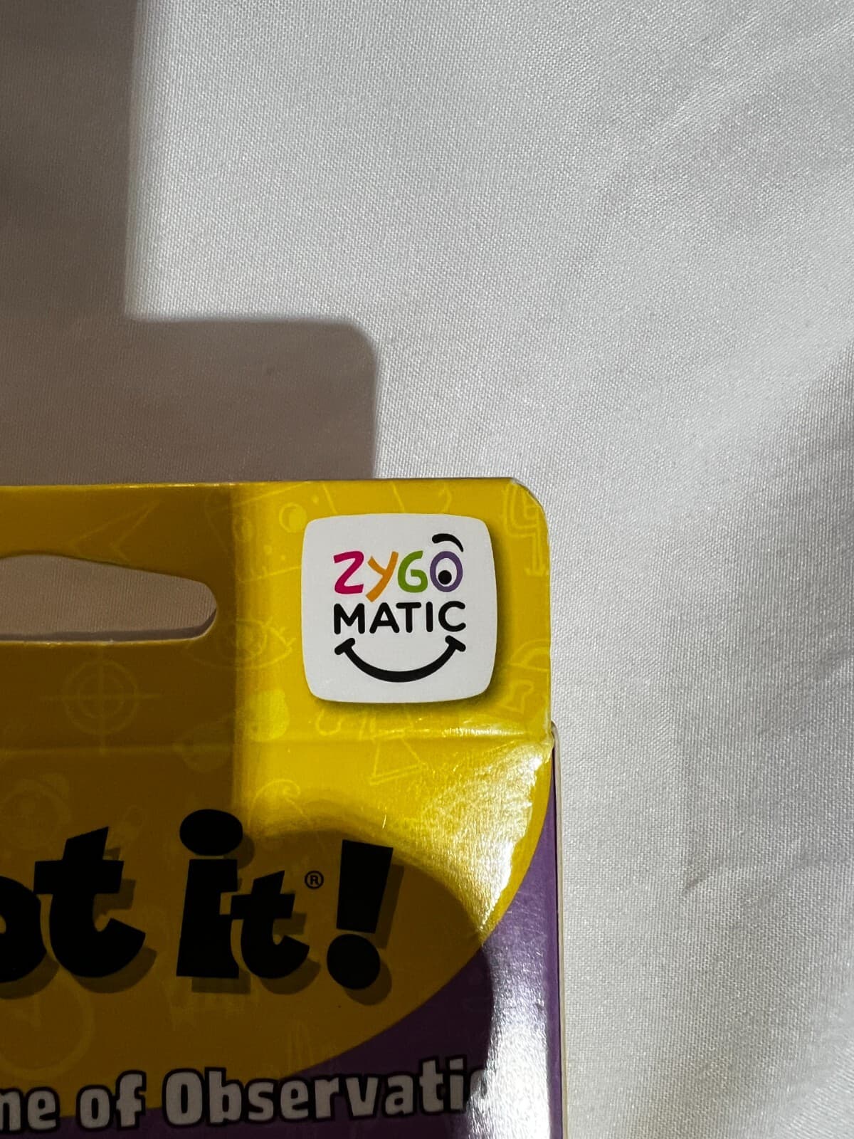 Spot It! Classic Spot the Match Game (Eco-Blister) NEW Dobble Game 2021 - Thumbnail 5
