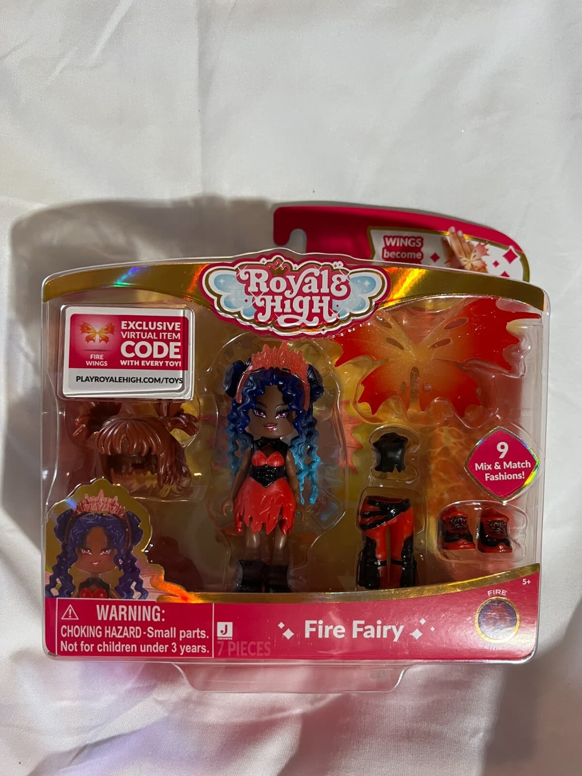 Royale High Fire Fairy Wings Become Rings Exclusive Virtual Code NIB Series 1 - Thumbnail 12