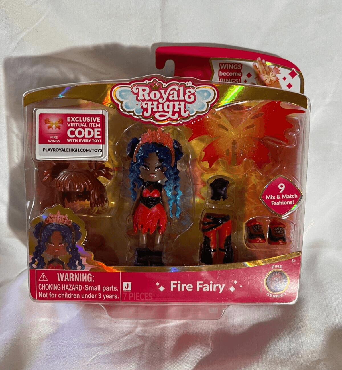 Royale High Fire Fairy Wings Become Rings Exclusive Virtual Code NIB Series 1