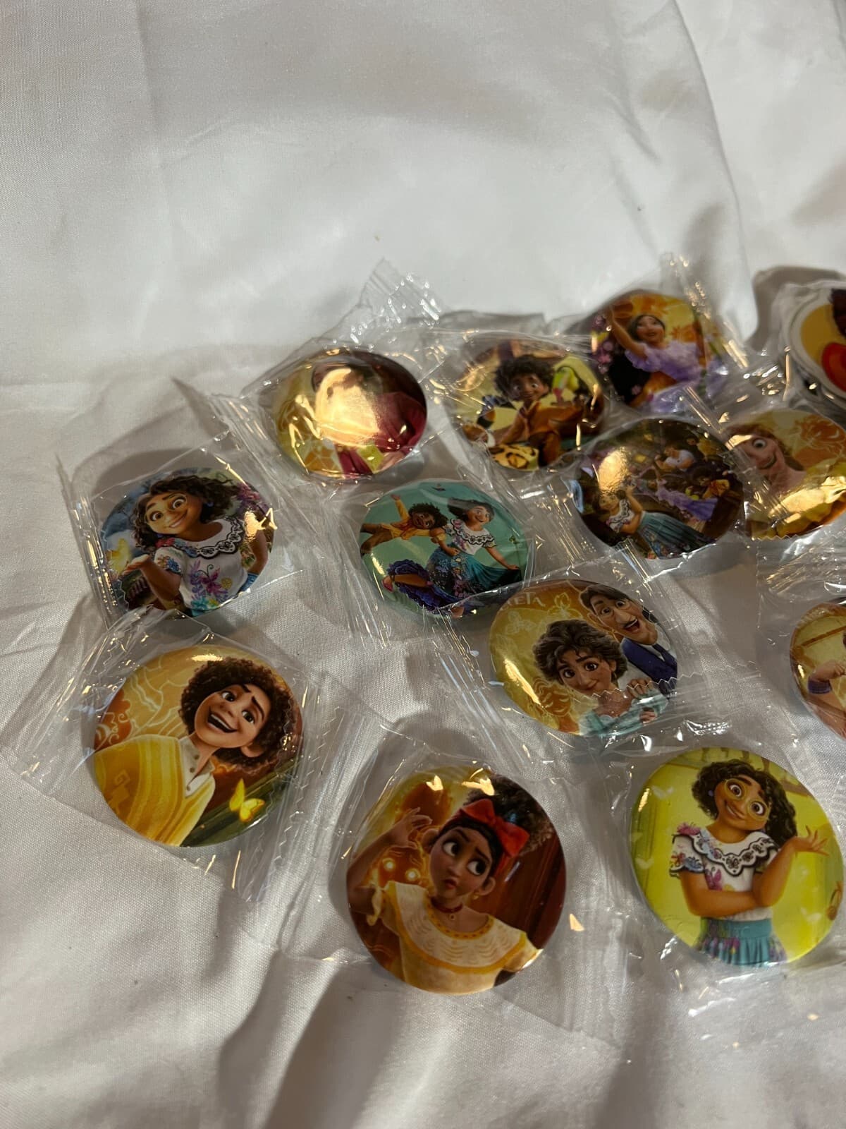 Encanto Birthday Party Favors Set 12 Bracelet 12 Button 50 Stickers Supplies NEW - Thumbnail 4
