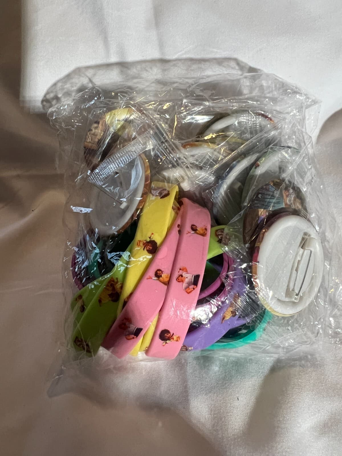 Encanto Birthday Party Favors Set 12 Bracelet 12 Button 50 Stickers Supplies NEW - Thumbnail 3