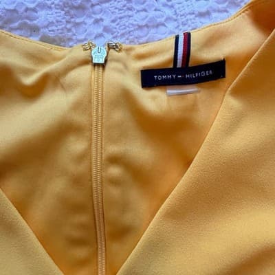 Tommy Hilfiger V Neck Belted Waist Wide Leg One Piece Jumpsuit Yellow 10 EUC - Thumbnail 4