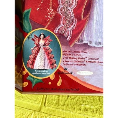 Vintage Mattel Barbie 1997 Happy Holidays Hallmark Christmas Edition IOB - Thumbnail 9