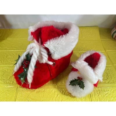 Vintage Santa Christmas Shoes Stockings RARE Large and Small - Thumbnail 8