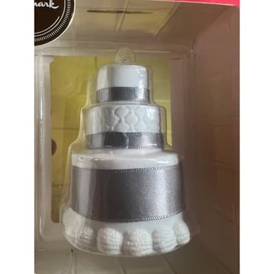 Hallmark Ornament Porcelain Wedding Cake Dated 2019 Premium - Thumbnail 6