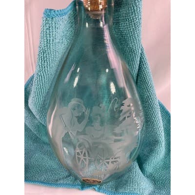 Vintage I.W. Harper Glass Decanter With Cork Lid Hand Carved By Hewitt 11" Tall - Thumbnail 18
