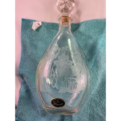 Vintage I.W. Harper Glass Decanter With Cork Lid Hand Carved By Hewitt 11" Tall - Thumbnail 17