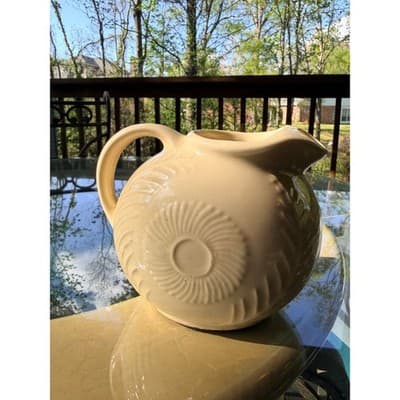Vintage Shawnee USA Pottery Cream Swirl Design Ceramic Pitcher - Thumbnail 5