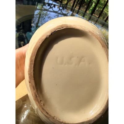 Vintage Shawnee USA Pottery Cream Swirl Design Ceramic Pitcher - Thumbnail 9