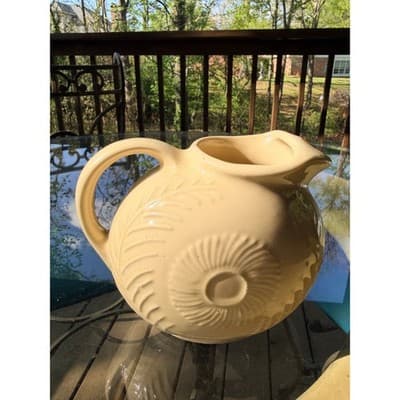 Vintage Shawnee USA Pottery Cream Swirl Design Ceramic Pitcher - Thumbnail 18