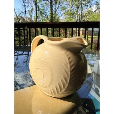 Vintage Shawnee USA Pottery Cream Swirl Design Ceramic Pitcher - Thumbnail 3