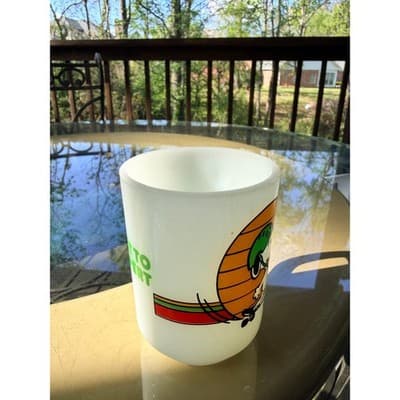 Vintage Fire King Anchor Hocking Snoopy Flying Ace Milk Glass Mug Schulz RARE - Thumbnail 3