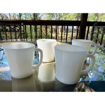 Vintage Fire King White Milk Glass D-Handle Mugs Set of 4 Anchor Hocking - Thumbnail 2